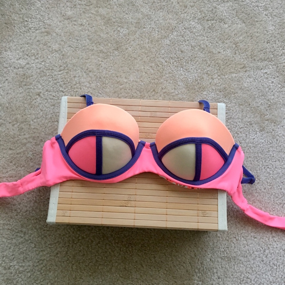 Maaji bikini Top 🌸Neon Pink/Peach Flamingo